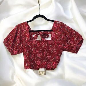 Band of the Free Smocked Crop Top Floral Tie Back Blouse Red Medium Bohemian NWT